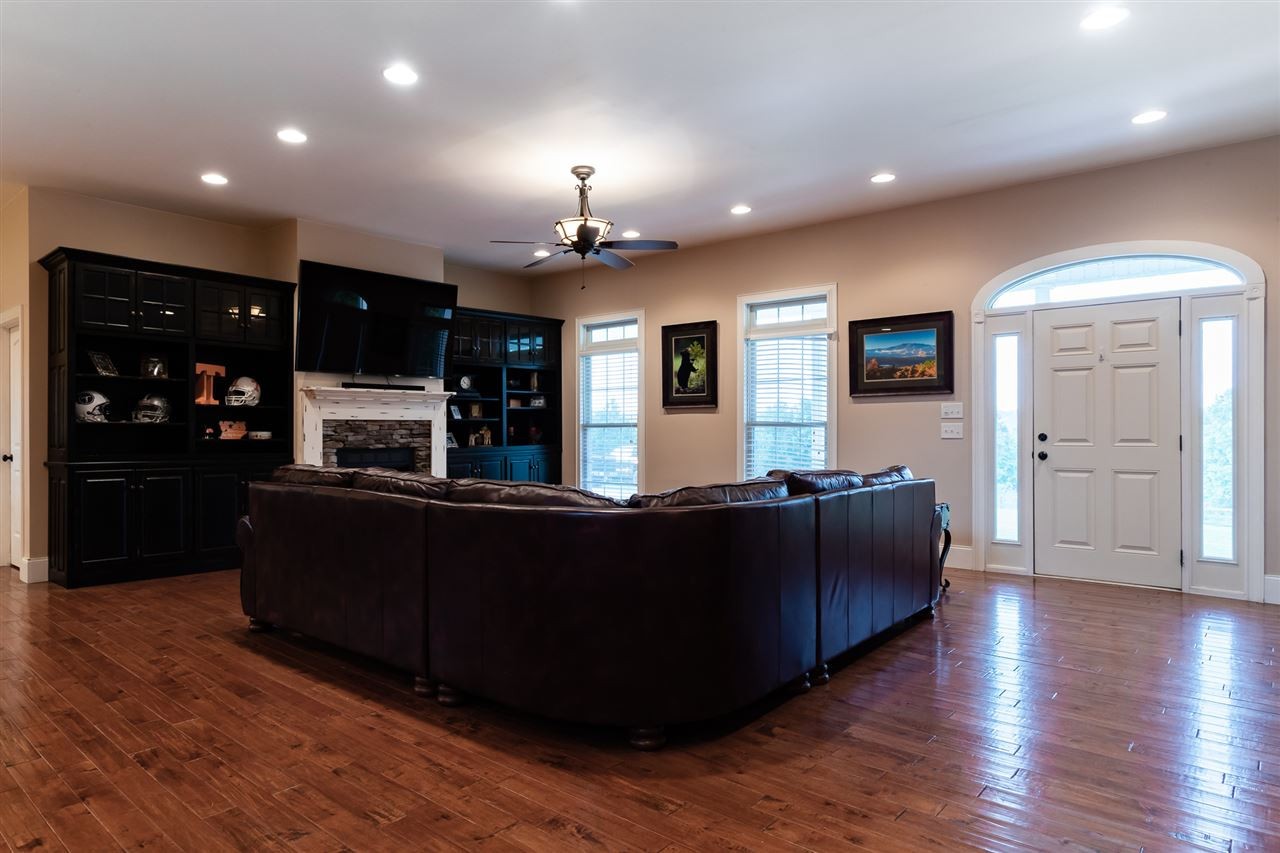 301 Herd Road Decatur, TN 37322 - Photo 7 of 32 Gallery Image 7