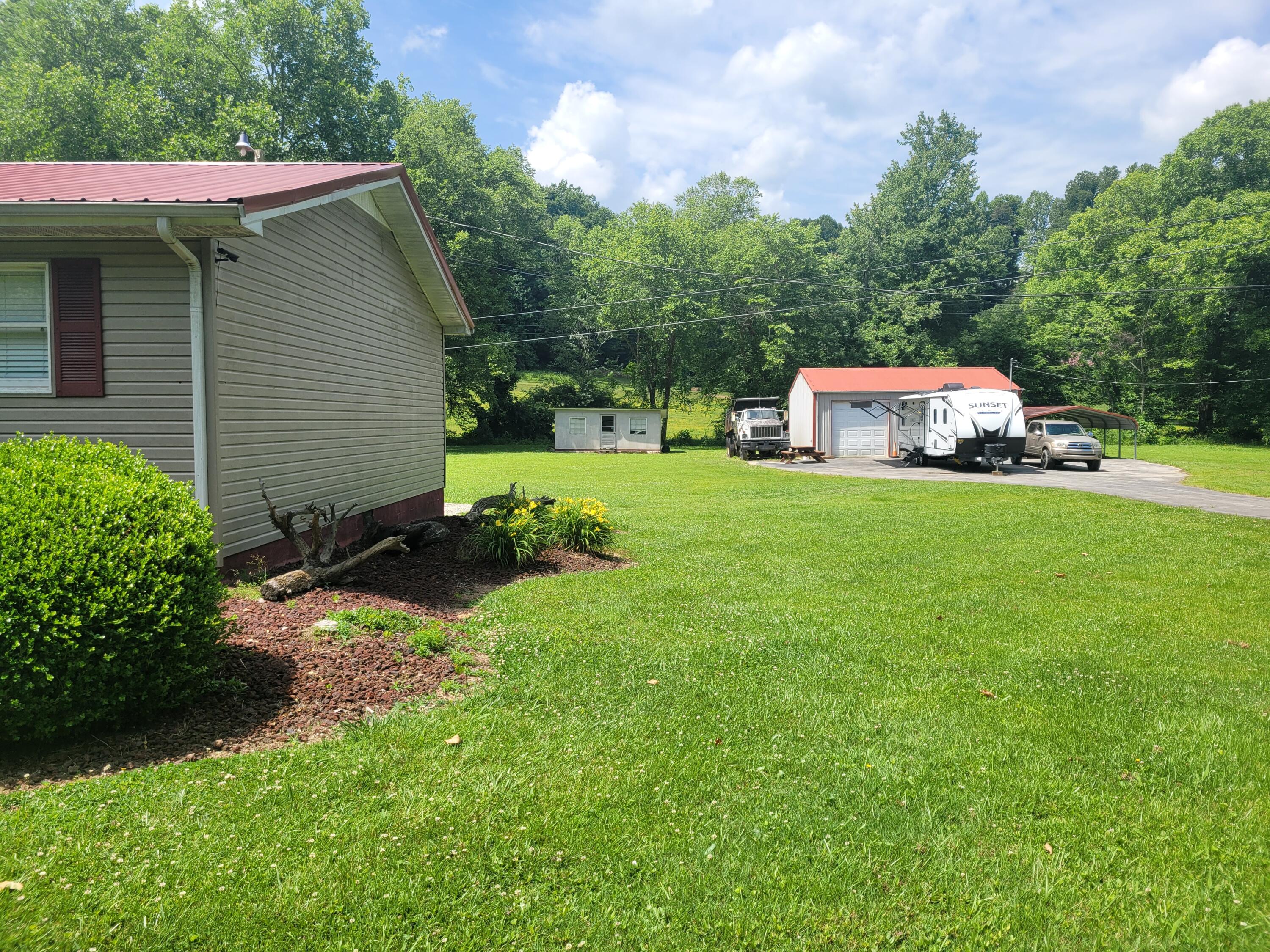 701 Laurel River Road London, KY 40744 - Photo 8 of 44 20220611_115404