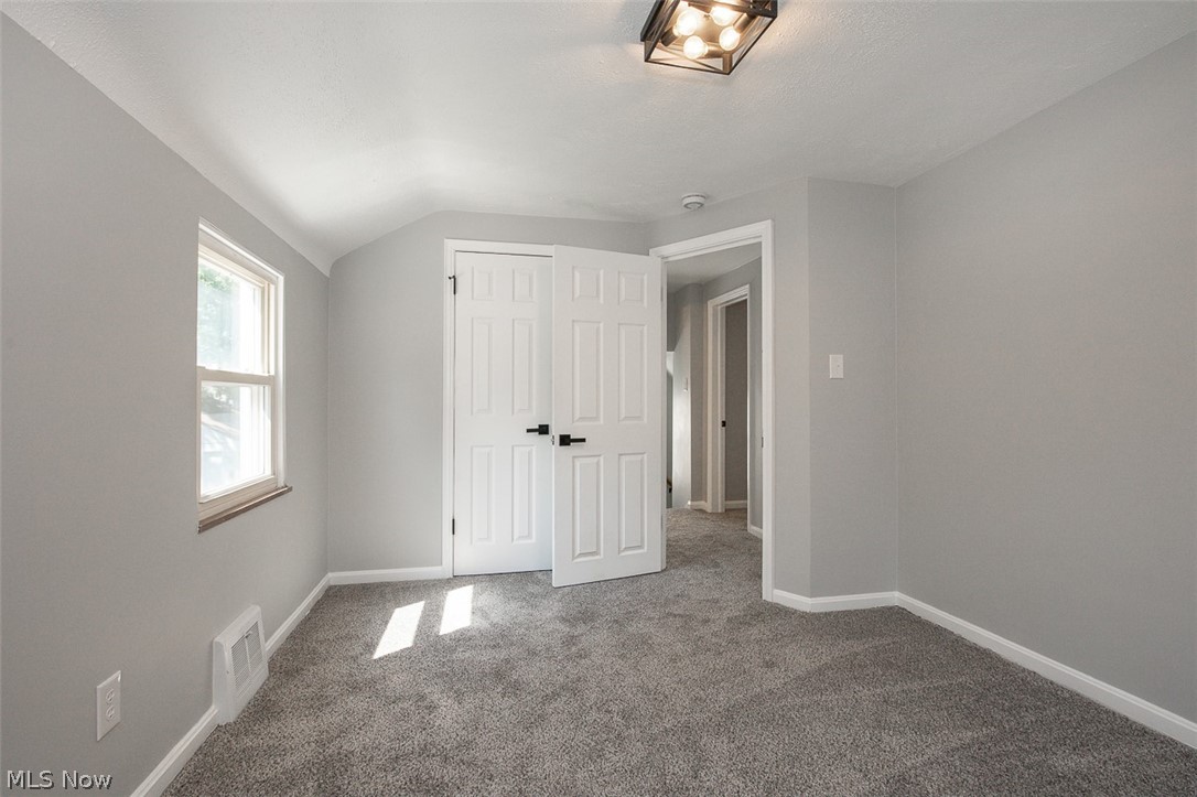 23860 Alberton Road Euclid, OH 44123 - Photo 14 of 24 Gallery Image 14