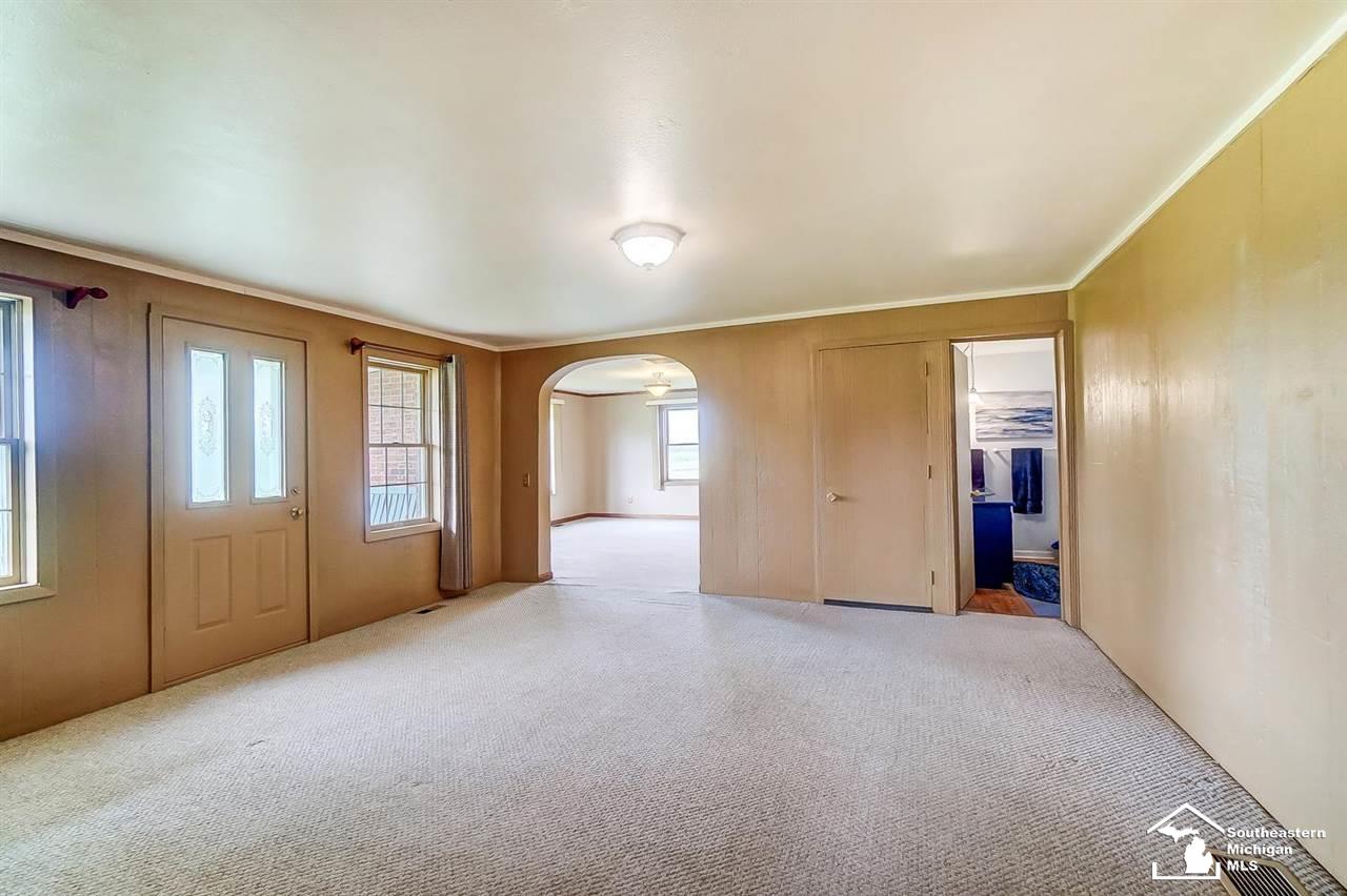 5550 Dennison Road Dundee, MI 48131 - Photo 15 of 44