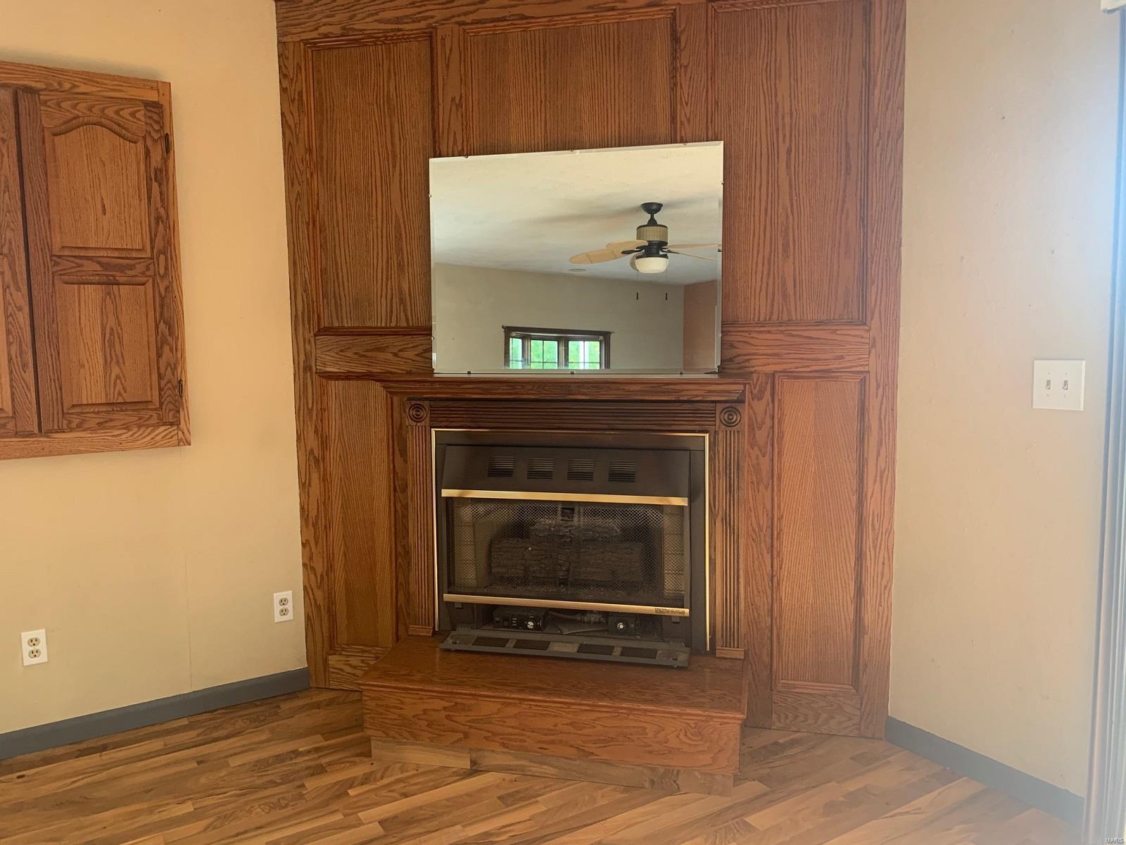1933 Steinkoenig School Road Highland, IL 62249 - Photo 9 of 19 Gallery Image 9