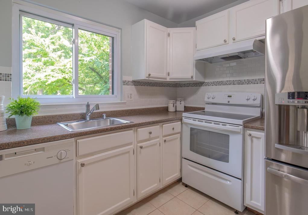 15601 Dorset Road, Unit 102 Laurel, MD 20707 - Photo 12 of 17