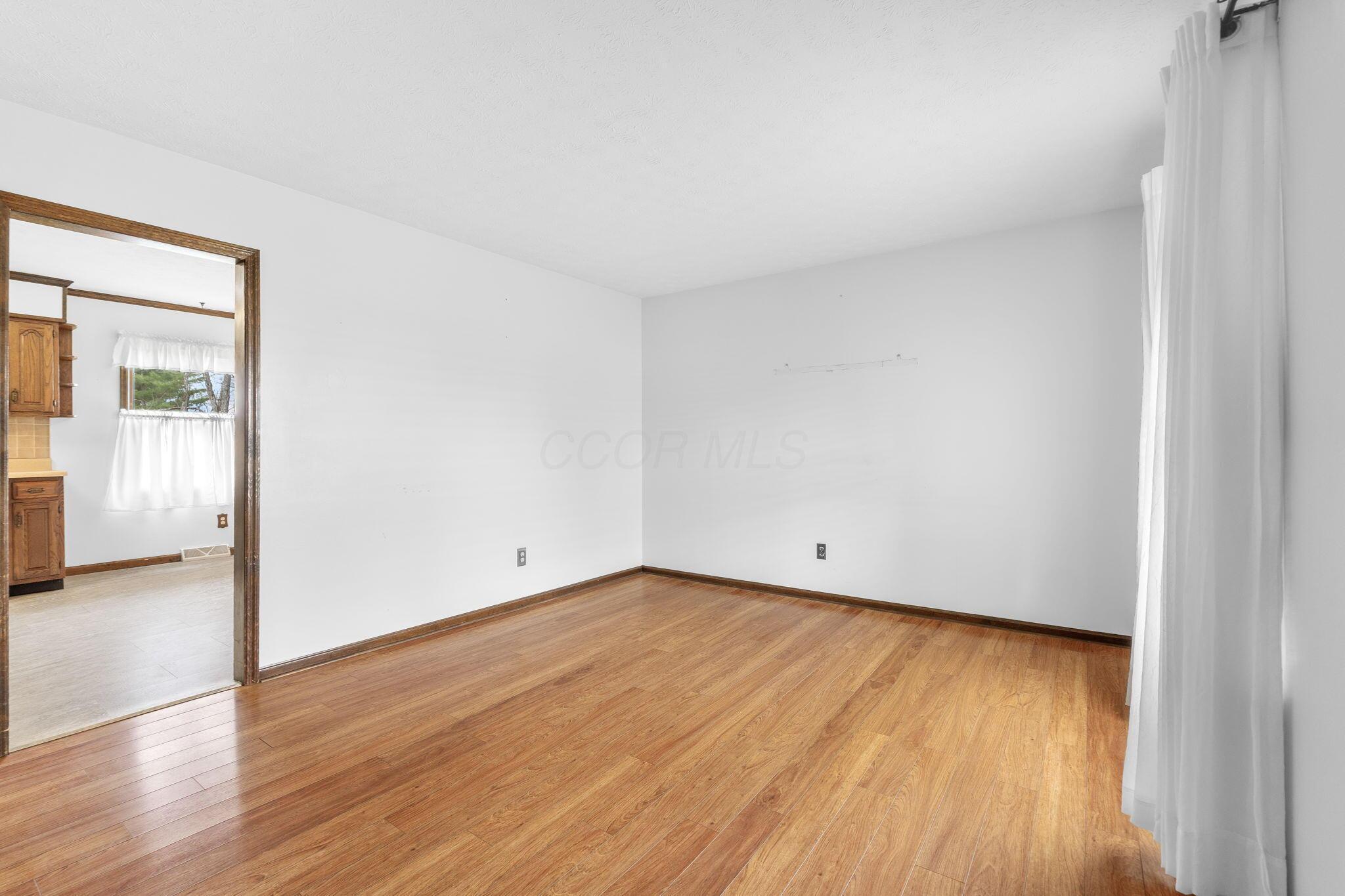 17541 Ringgold Northern Road Circleville, OH 43113 - Photo 4 of 58 17541 Ringgold Northern Rd (Interior)-1