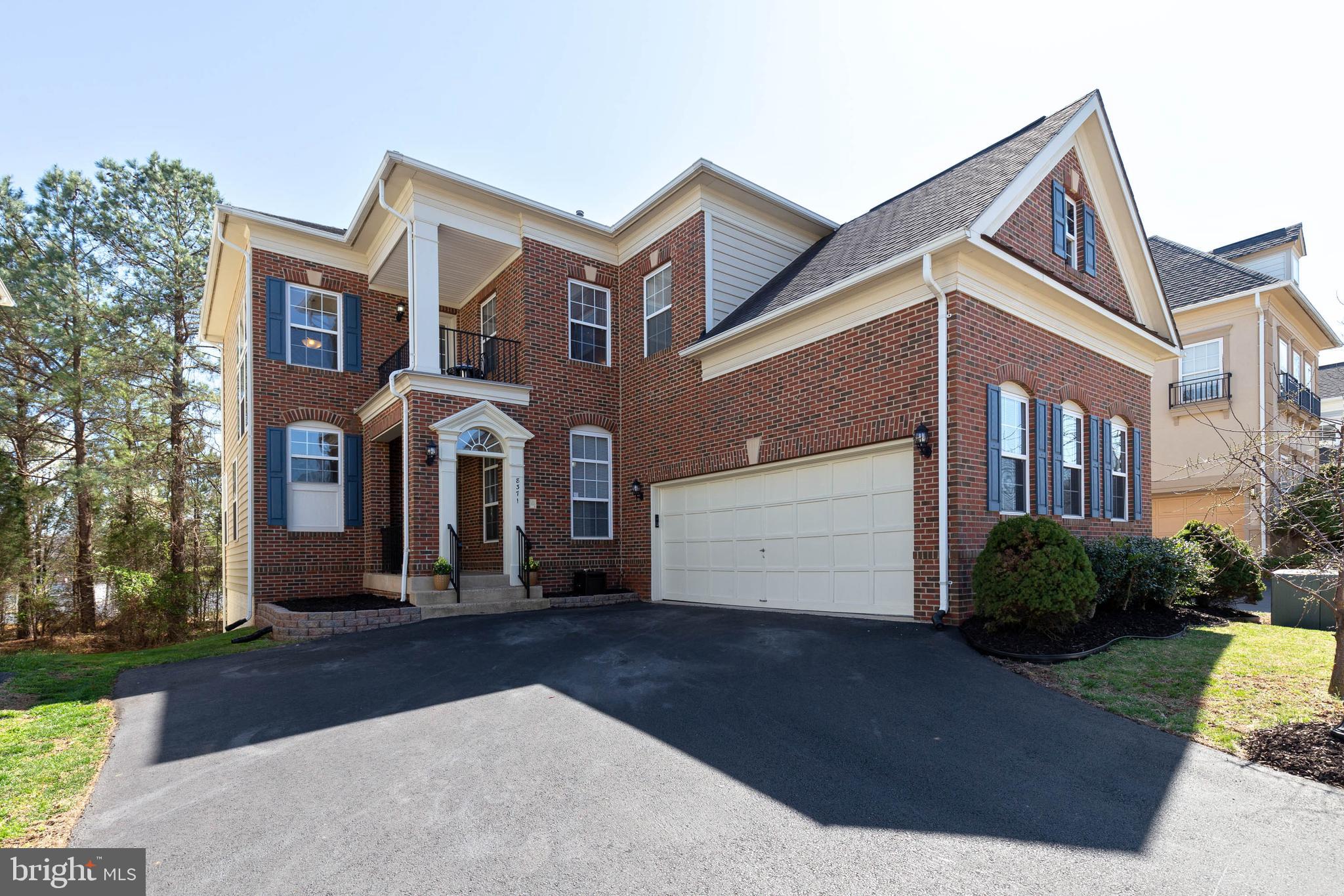 8371 Tillett Loop Manassas, VA 20110 - Photo 2 of 35 Front entrance with 2 Car Garage