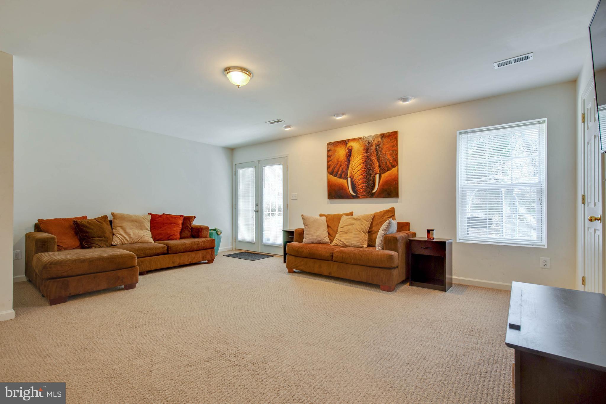 8371 Tillett Loop Manassas, VA 20110 - Photo 31 of 35