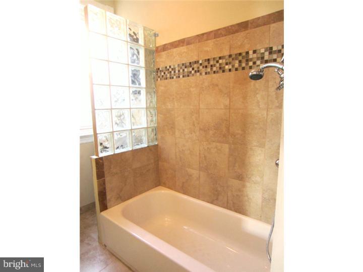 407 West Penn Street Philadelphia, PA 19144 - Photo 14 of 18