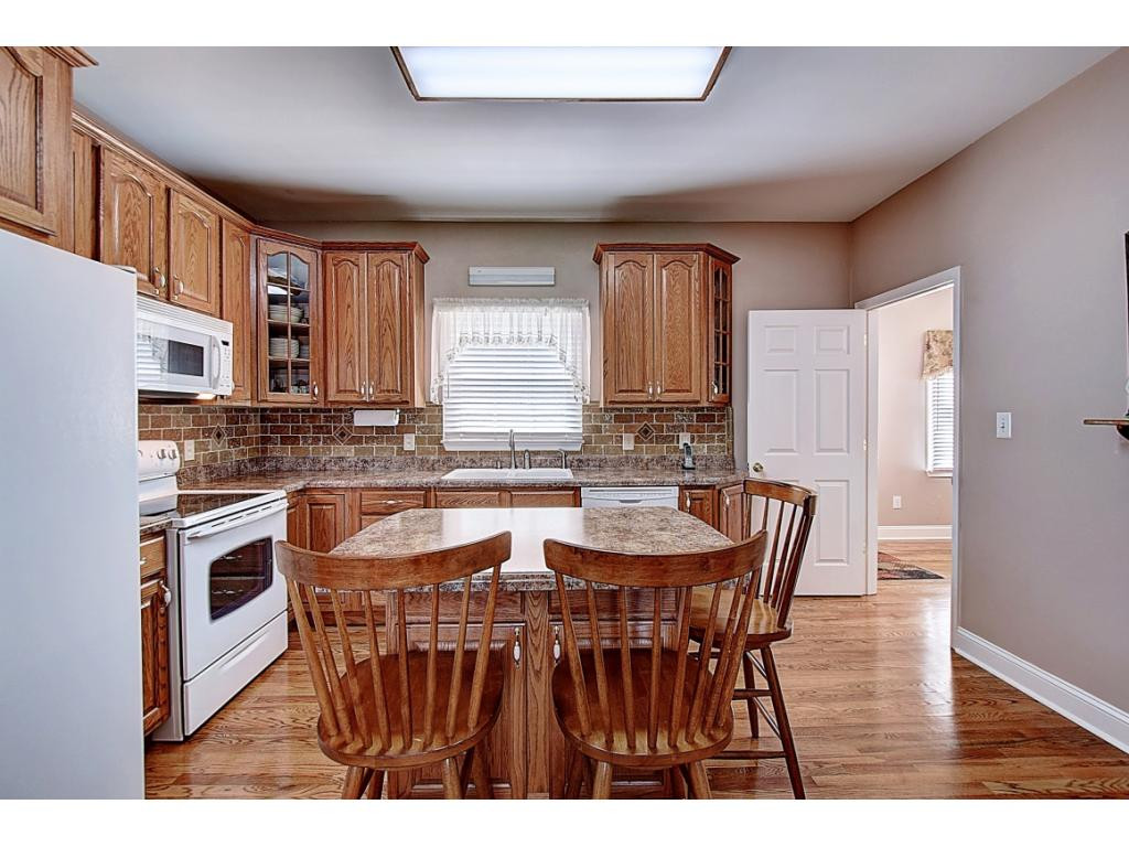 336 Berry Ridge Road Jonesborough, TN 37659 - Photo 11 of 36 Photo 11