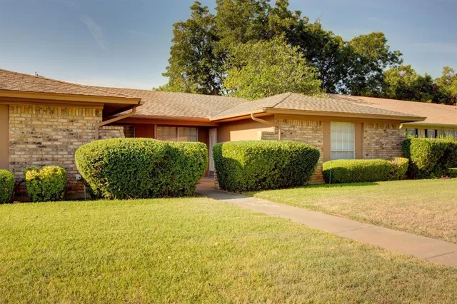$1,350 | 3203 Ashford Avenue, Unit 3203, Fort Worth, TX 76133