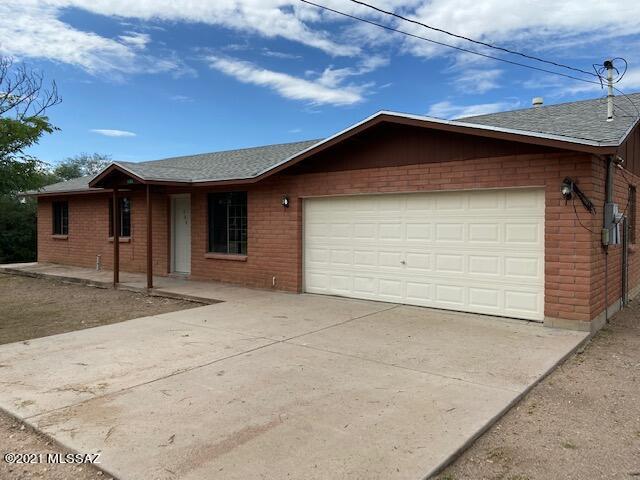 284 Camino La Pasida Rio Rico, AZ 85648 - Photo 2 of 19 Side View