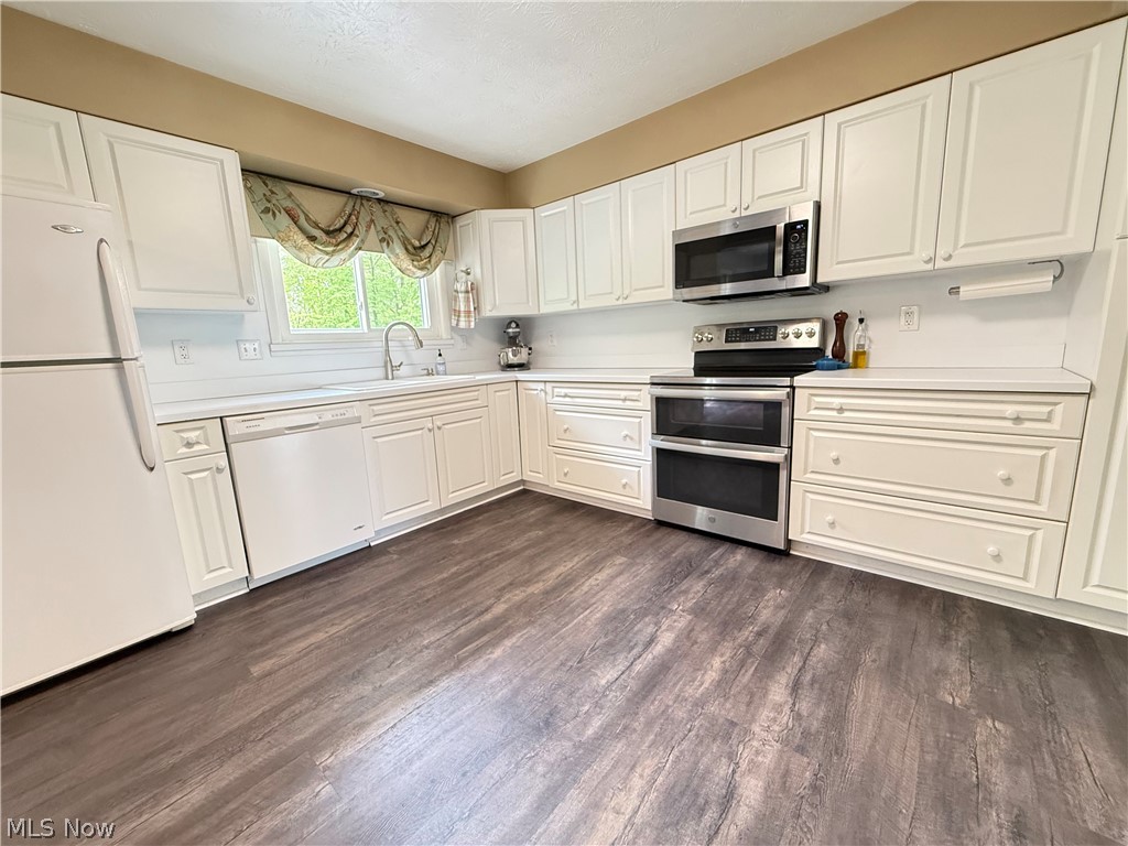 10239 Mulberry Road Chardon, OH 44024 - Photo 16 of 39