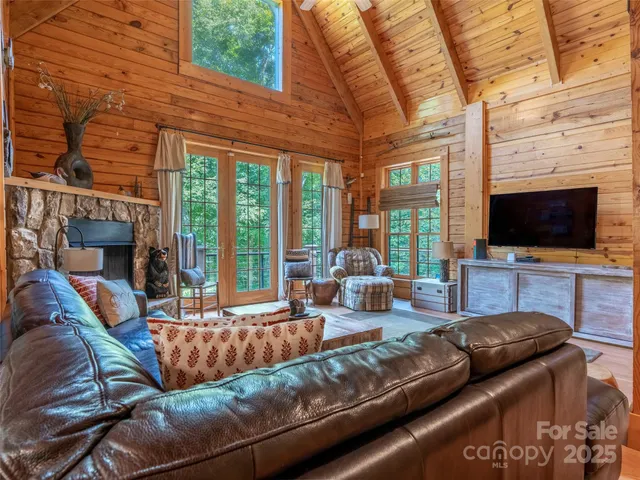 $699,000 | 128 Hadleigh Way, Mars Hill, NC 28754