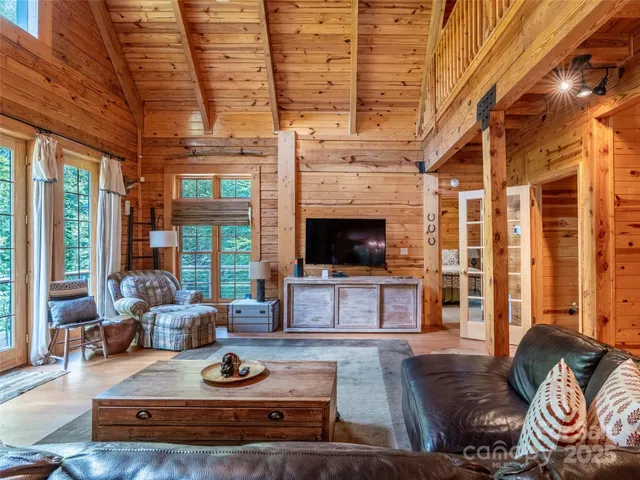 $699,000 | 128 Hadleigh Way, Mars Hill, NC 28754