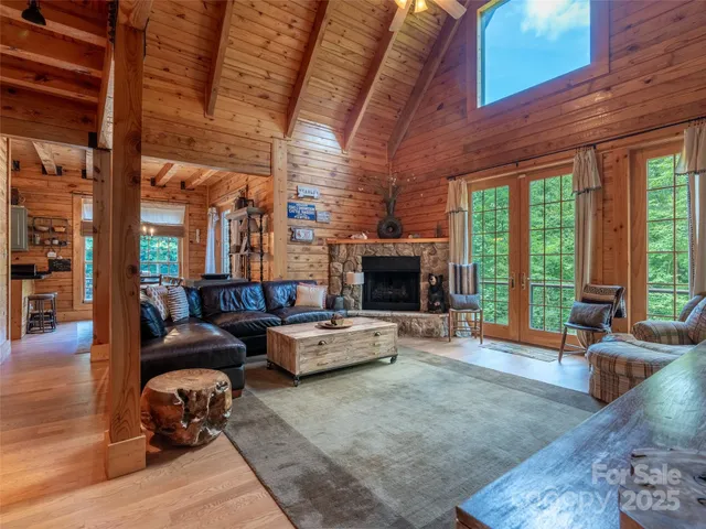 $699,000 | 128 Hadleigh Way, Mars Hill, NC 28754