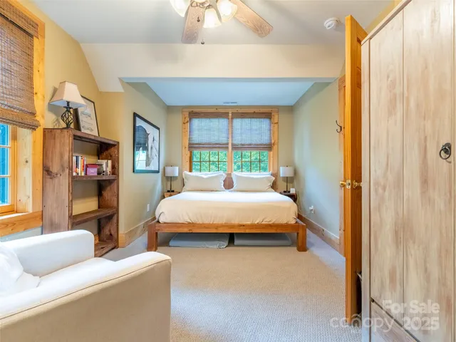 $699,000 | 128 Hadleigh Way, Mars Hill, NC 28754