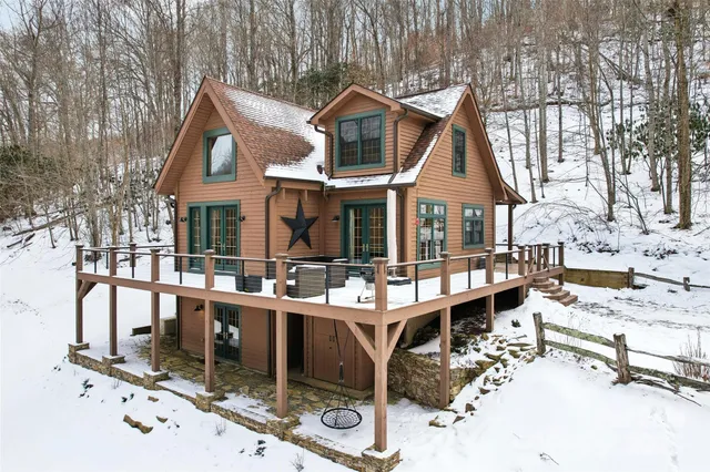 $699,000 | 128 Hadleigh Way, Mars Hill, NC 28754