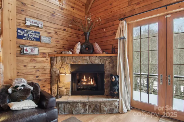 $699,000 | 128 Hadleigh Way, Mars Hill, NC 28754