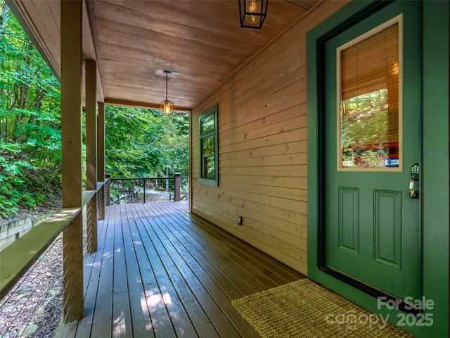 $699,000 | 128 Hadleigh Way, Mars Hill, NC 28754
