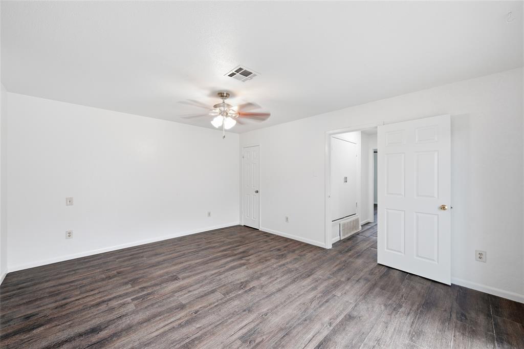 901 Rambler Drive Waco, TX 76710 - Photo 15 of 26 Primary