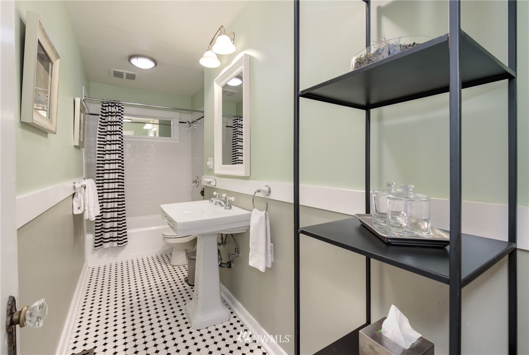 107 North 79th Street Seattle, WA 98103 - Photo 12 of 27 Gallery Image 12