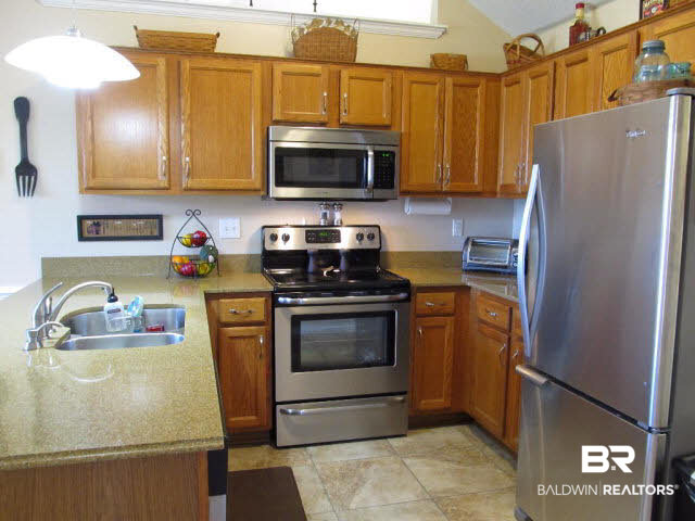 8847 Caitlin Street Foley, AL 36535 - Photo 15 of 43 Kitchen #2
