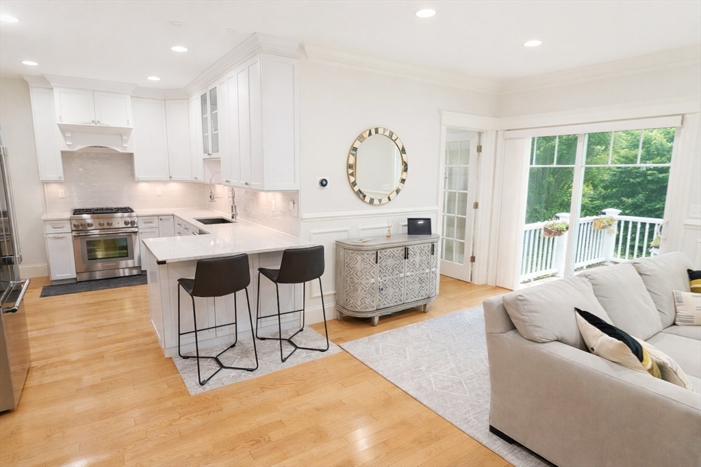 30 Circuit Avenue, Unit 30 Newton, MA 02461 - Photo 3 of 26