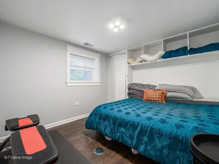 $850,000 | 4421 North Troy Street, Chicago, IL 60625