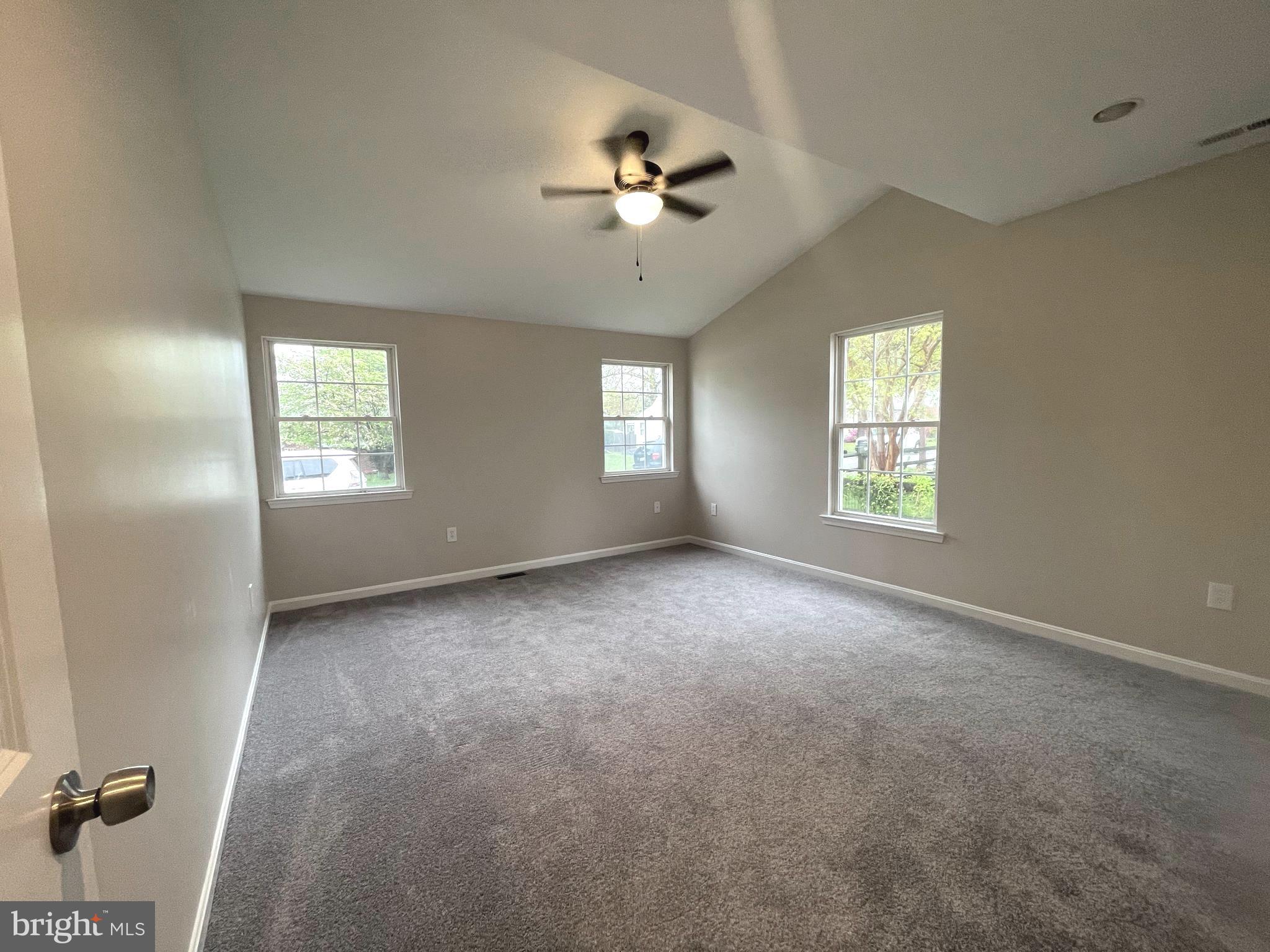 236 Meadow Road Pasadena, MD 21122 - Photo 15 of 28 Bedroom #1 - quite large