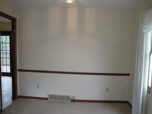 92 Hamill Road Huntington, WV 25701 - Photo 10 of 31 Gallery Image 10