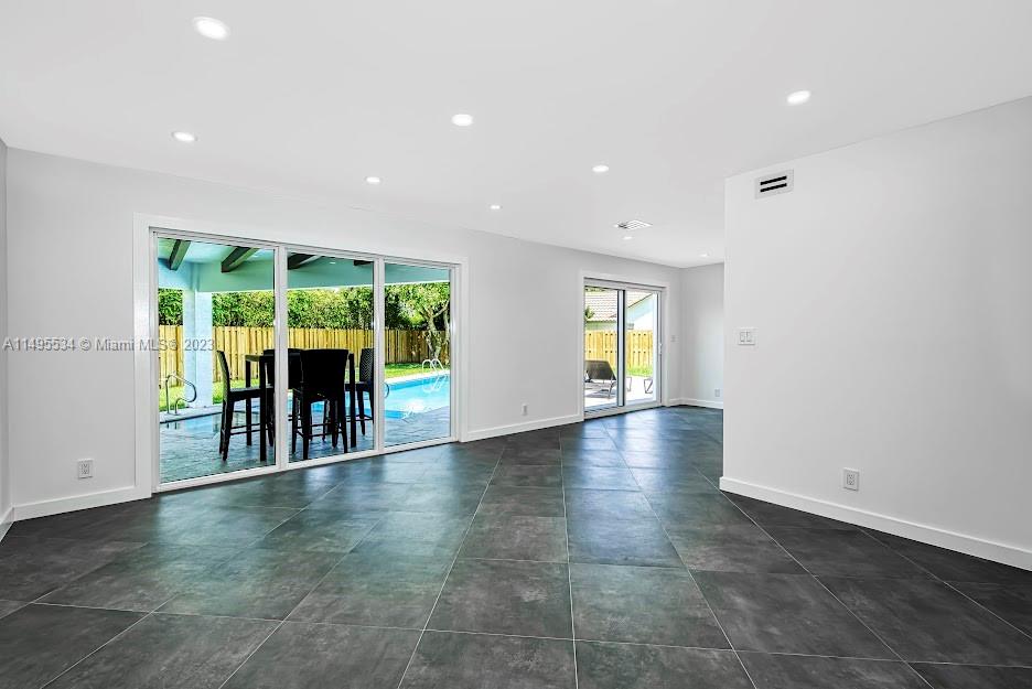 3010 Equestrian Drive Boca Raton, FL 33434 - Photo 24 of 53