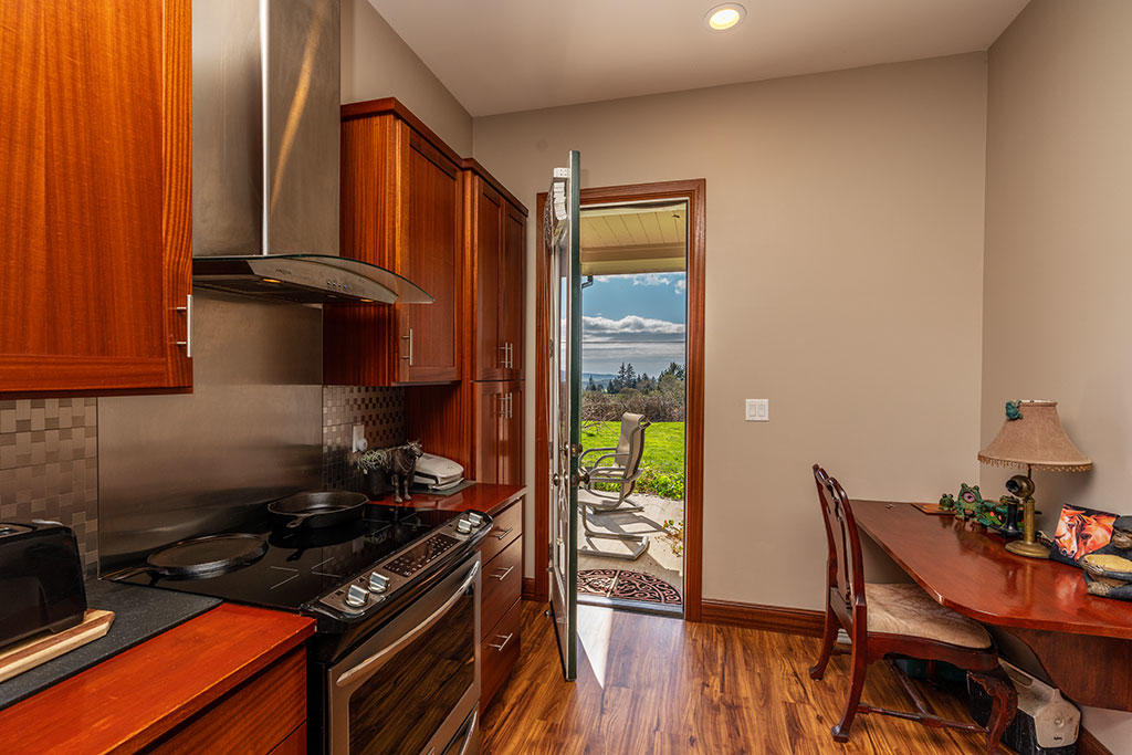 117 Table Bluff Road Loleta, CA 95551 - Photo 15 of 127 17