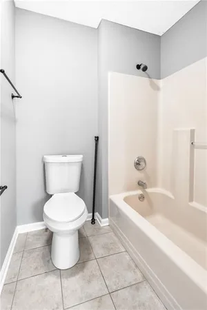 $2,100 | 3008 Estate Drive, Oakdale, PA 15071