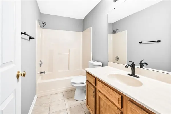 $2,100 | 3008 Estate Drive, Oakdale, PA 15071