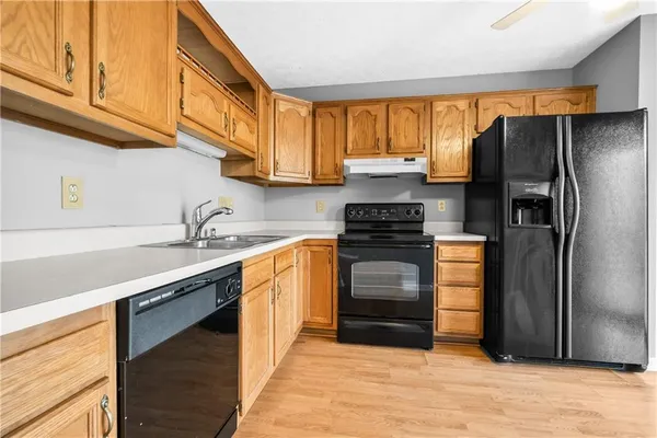 $2,100 | 3008 Estate Drive, Oakdale, PA 15071