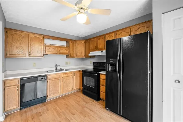 $2,100 | 3008 Estate Drive, Oakdale, PA 15071