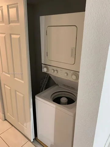 $2,000 | 11635 Royal Palm Boulevard, Unit 11635, Coral Springs, FL 33065