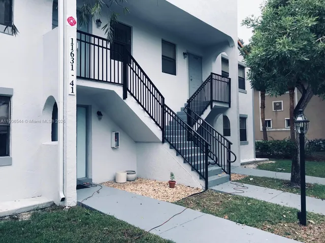 $2,000 | 11635 Royal Palm Boulevard, Unit 11635, Coral Springs, FL 33065
