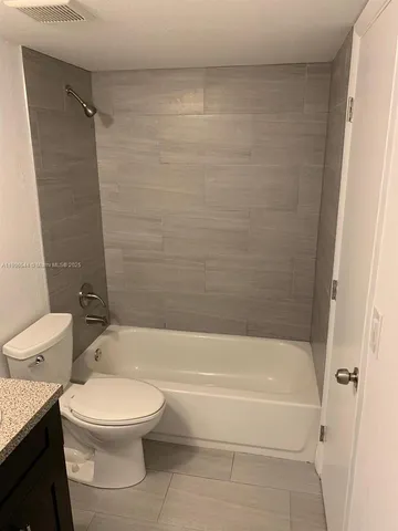 $2,000 | 11635 Royal Palm Boulevard, Unit 11635, Coral Springs, FL 33065