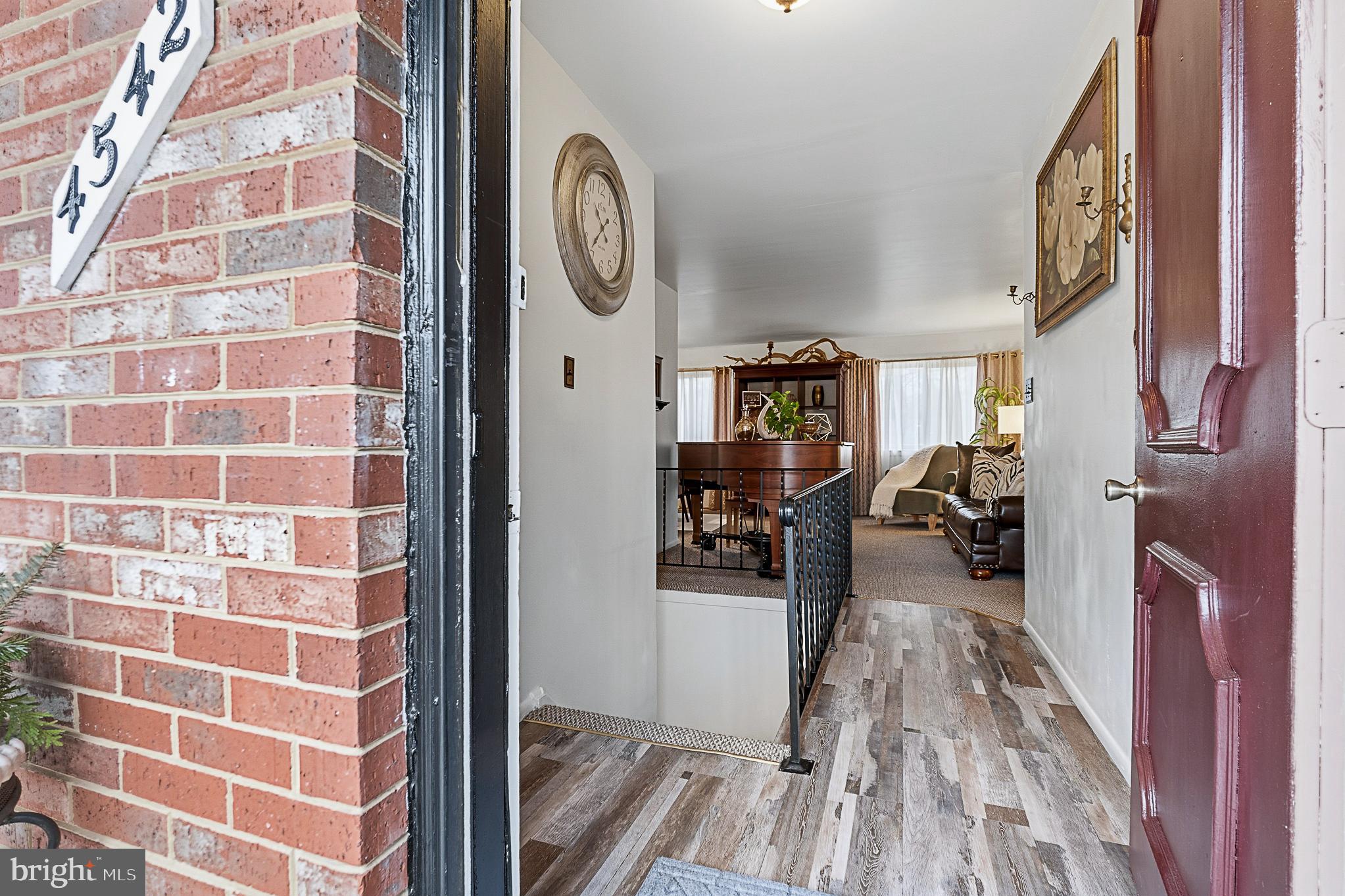 4542 Kinmount Road Lanham, MD 20706 - Photo 6 of 70