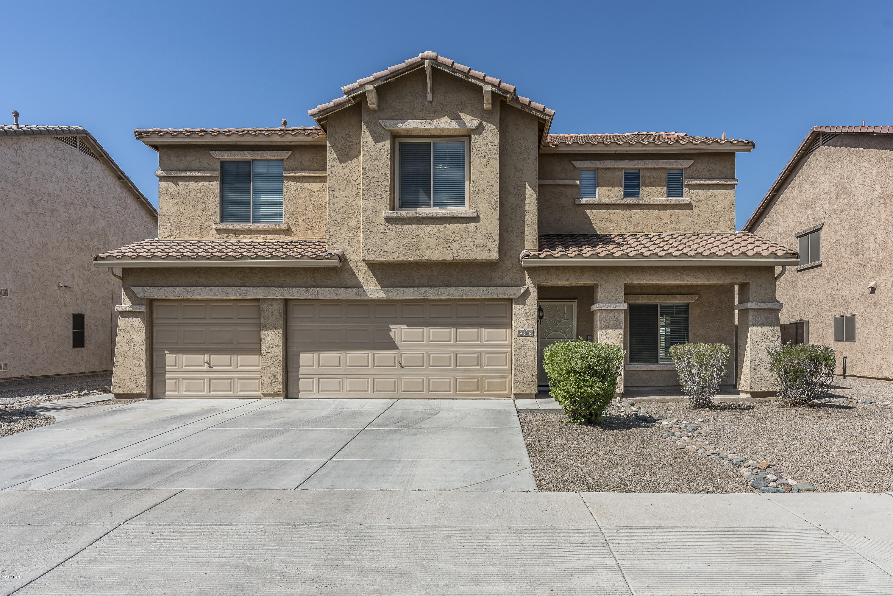 9306 West Bonitos Road Phoenix, AZ 85037 - Photo 3 of 45 DSC08733