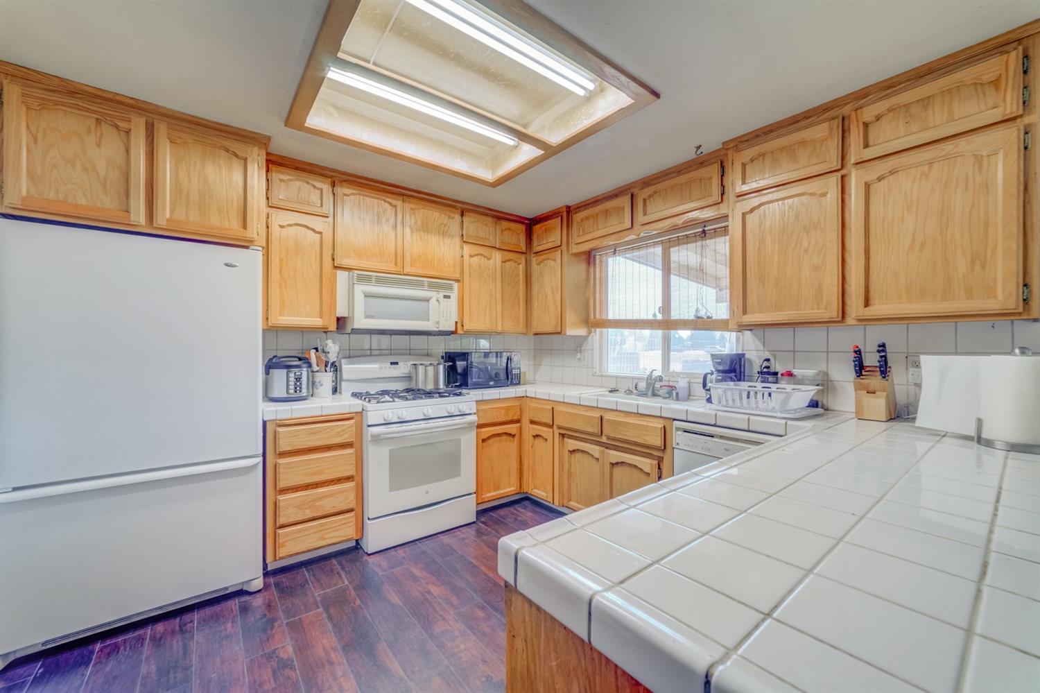 18574 El Paso Road Madera, CA 93638 - Photo 14 of 34 Gallery Image 14