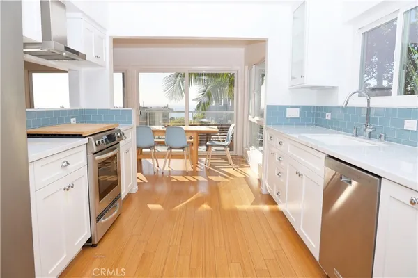 $6,300 | 21703 Ocean Vista Drive, Unit 201, Laguna Beach, CA 92651