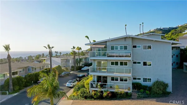 $5,900 | 21703 Ocean Vista Drive, Unit 201, Laguna Beach, CA 92651