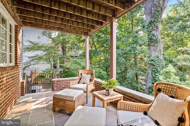 $1,250,000 | 3400 Alabama Avenue, Alexandria, VA 22305