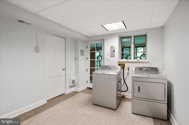 $1,250,000 | 3400 Alabama Avenue, Alexandria, VA 22305