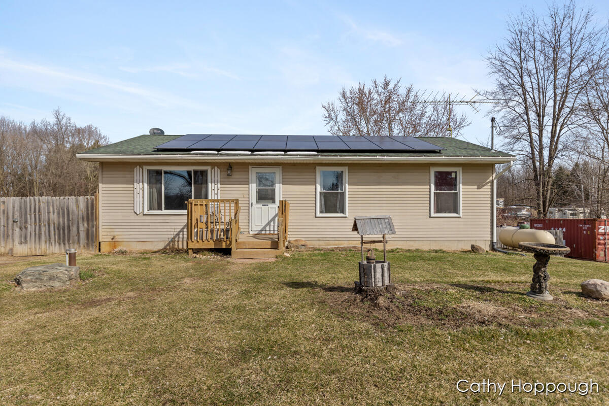 1840 West Tuttle Road Ionia, MI 48846 - Photo 1 of 20 IMG_1000