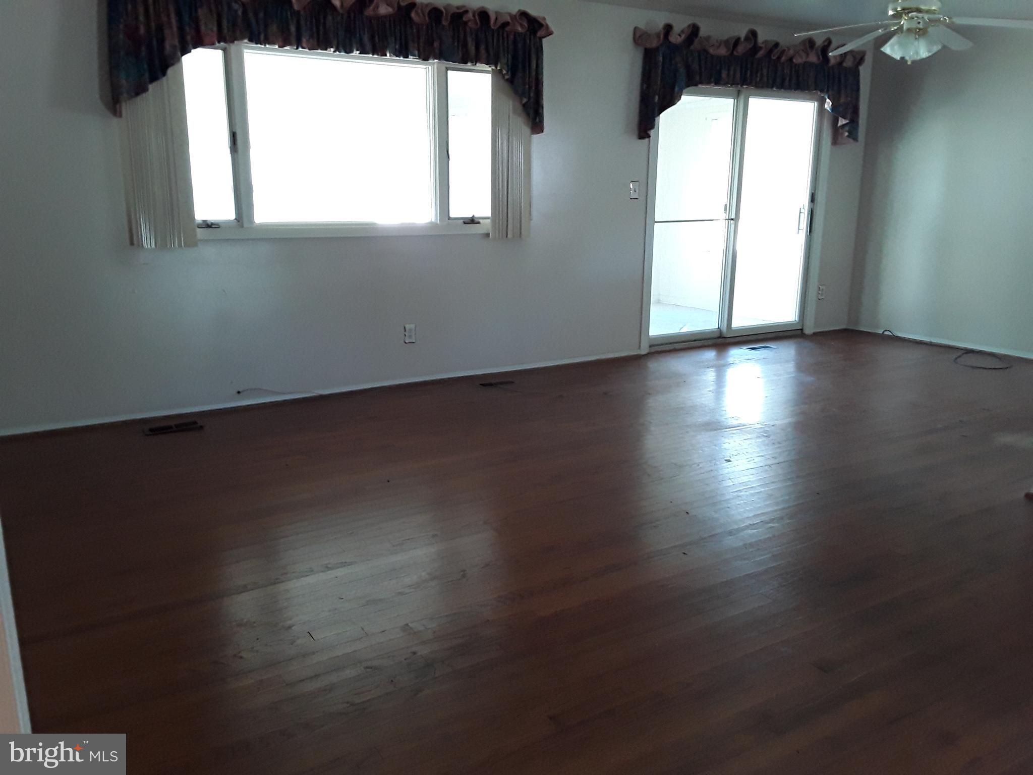 9224 Sandra Park Road Perry Hall, MD 21128 - Photo 3 of 12 Gallery Image 3