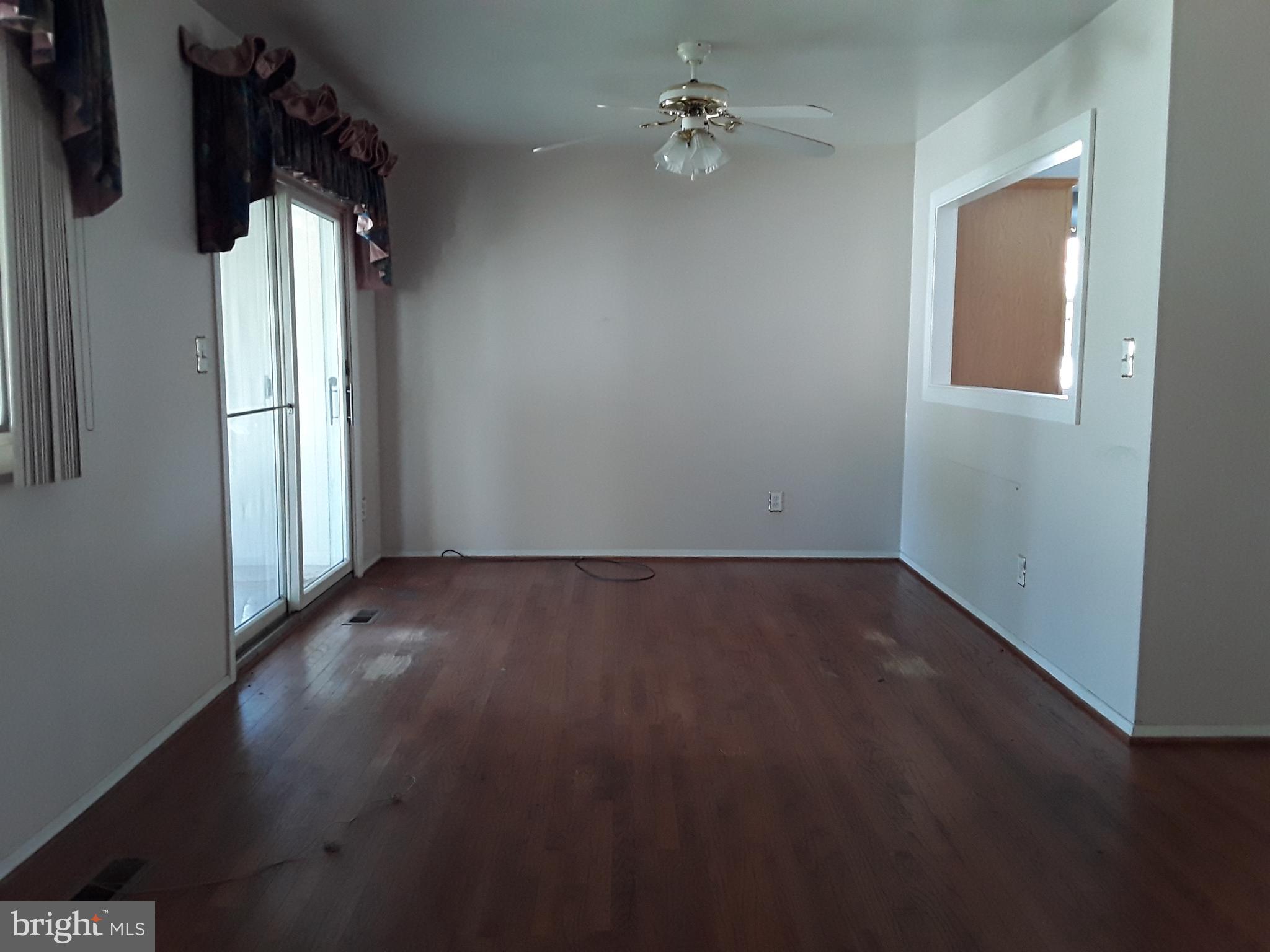 9224 Sandra Park Road Perry Hall, MD 21128 - Photo 4 of 12 Gallery Image 4
