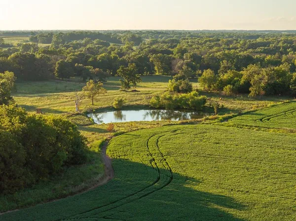 $945,000 | 630 Northwest Nw Road, Appleton City, MO 64724