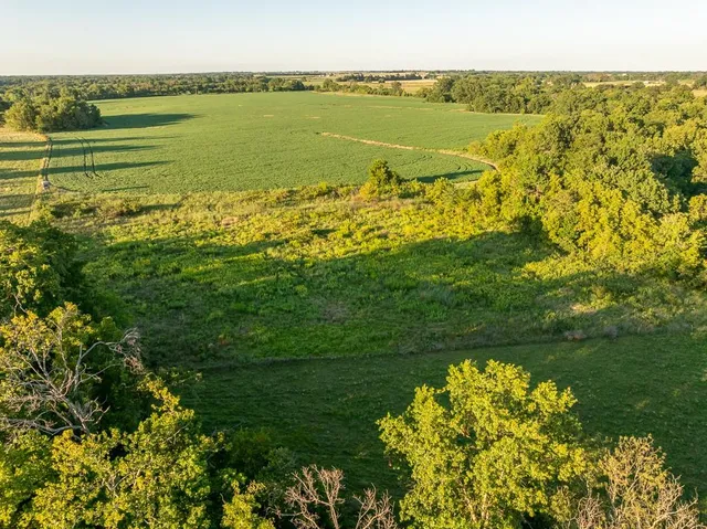 $945,000 | 630 Northwest Nw Road, Appleton City, MO 64724