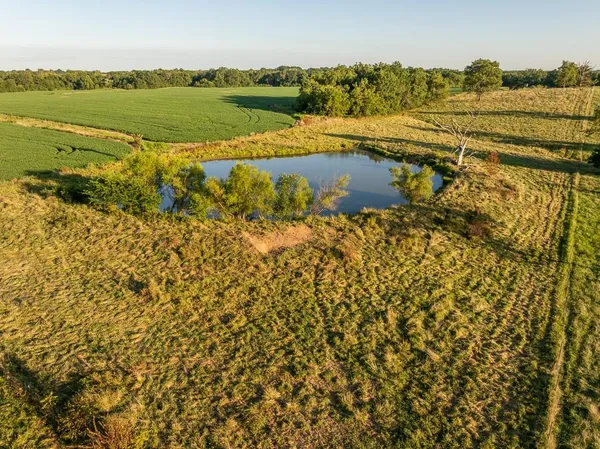 $945,000 | 630 Northwest Nw Road, Appleton City, MO 64724